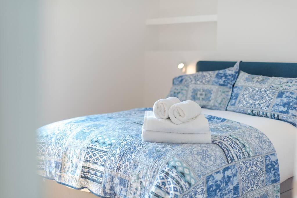 Stunning Two Bed Apartment Rh8 London Ngoại thất bức ảnh